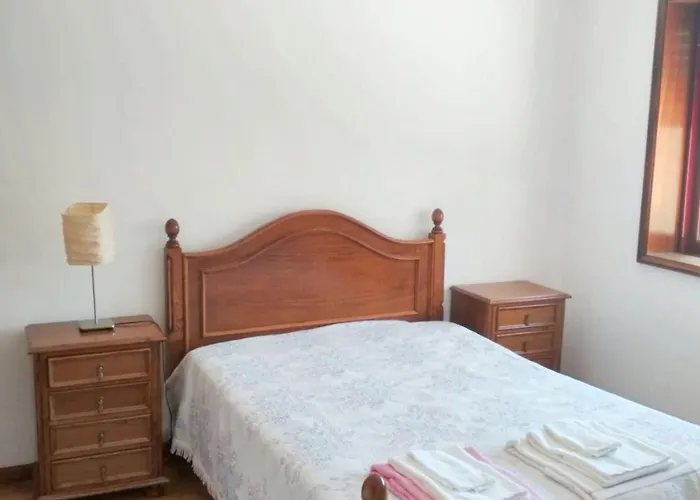 Spacious In With Fireplace, 87 Sqm Apartment Espinho (Aveiro)