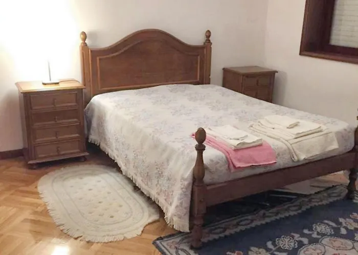 Spacious In With Fireplace, 87 Sqm Apartment Espinho (Aveiro)