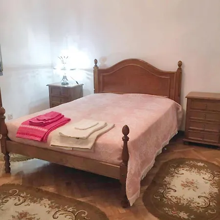 Apartmán Spacious In With Fireplace, 87 Sqm *