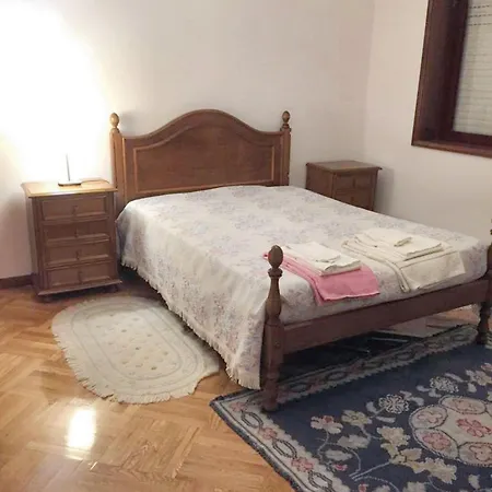 Spacious In With Fireplace, 87 Sqm Apartmán Espinho (Aveiro)