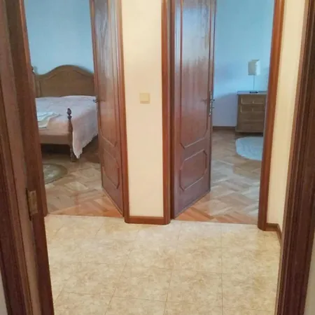 Spacious In With Fireplace, 87 Sqm Espinho (Aveiro)